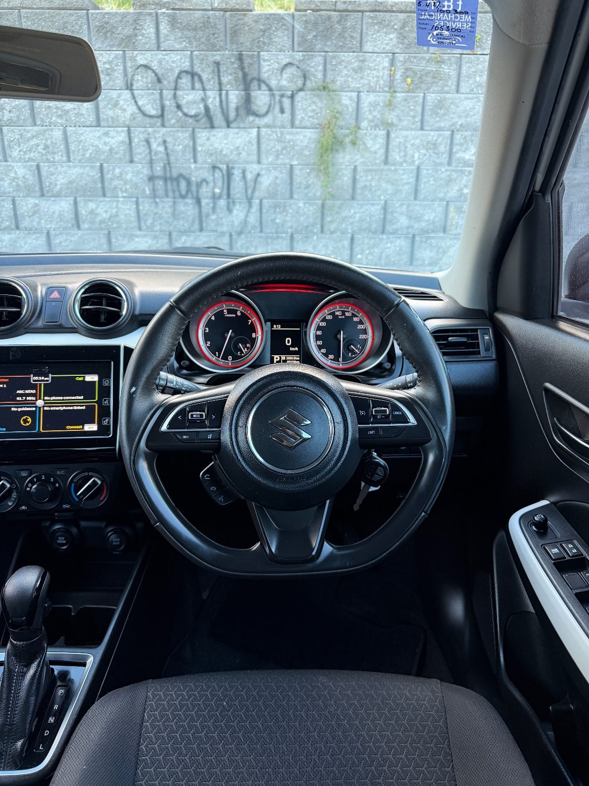 2023 Suzuki Swift GL photo 7