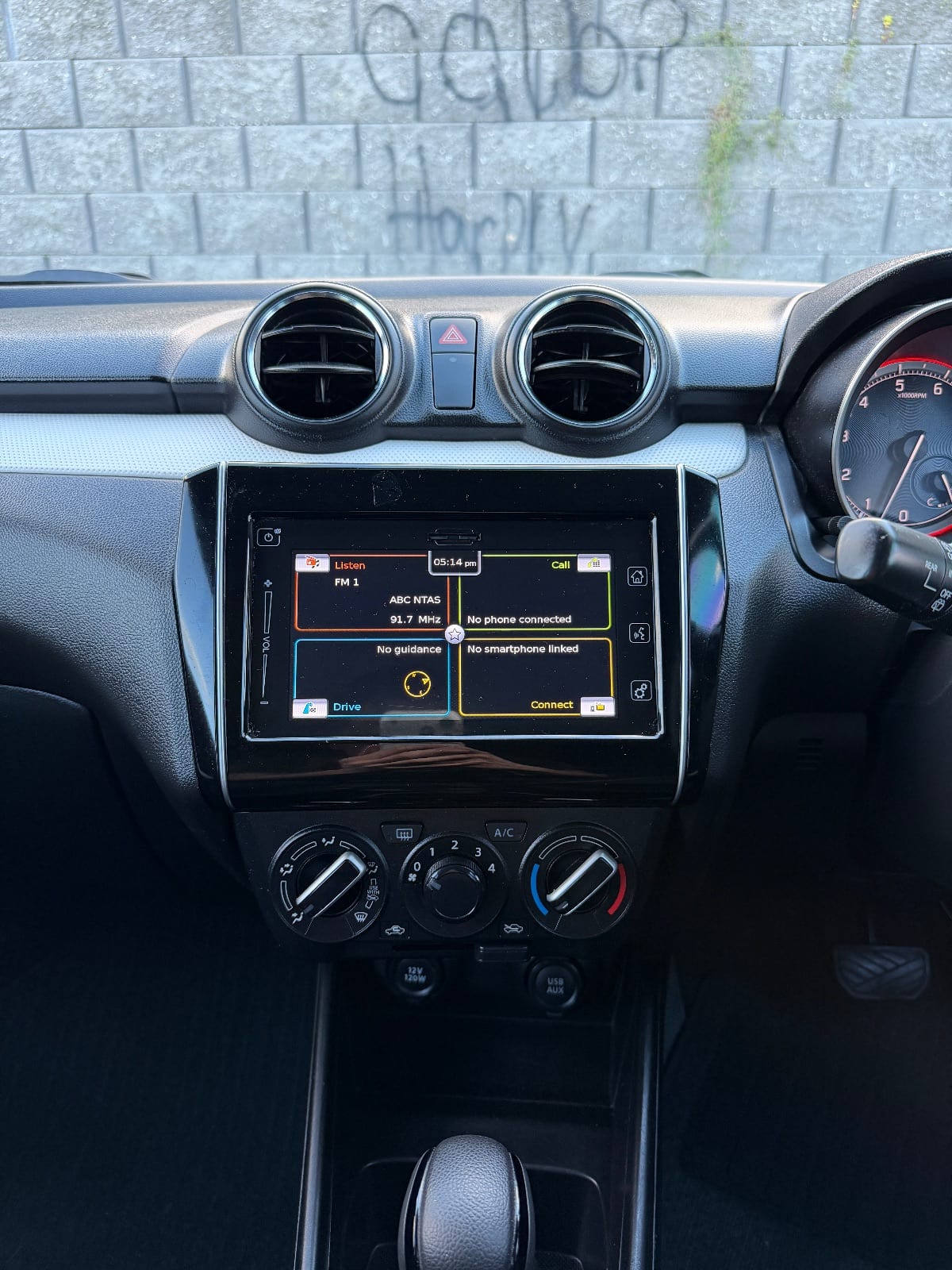 2023 Suzuki Swift GL photo 8