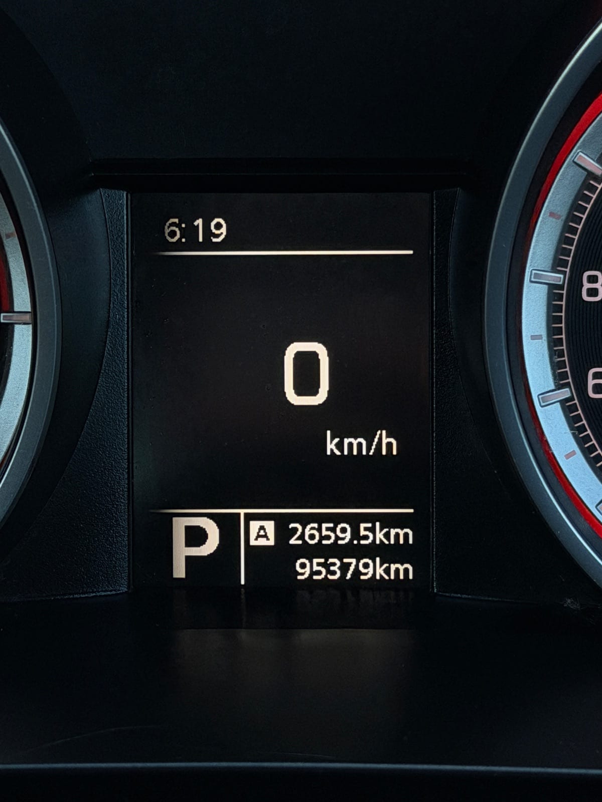 2023 Suzuki Swift GL photo 10