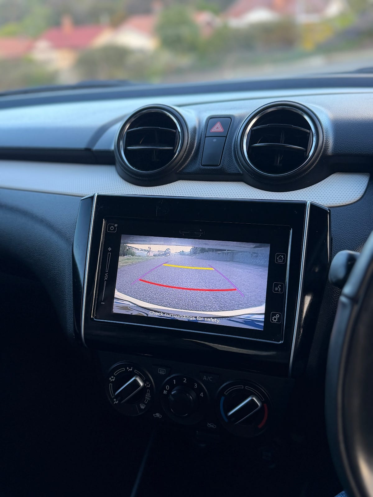 2023 Suzuki Swift GL photo 11
