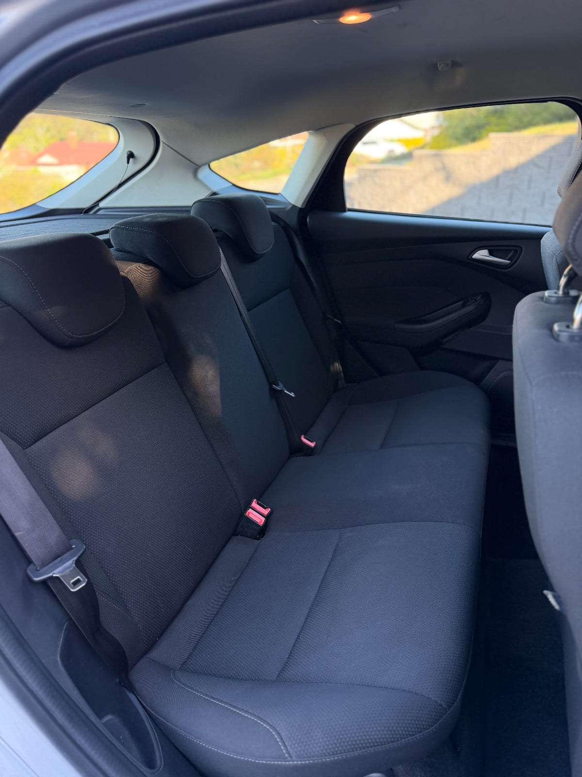 2016 Ford Focus Trend photo 5