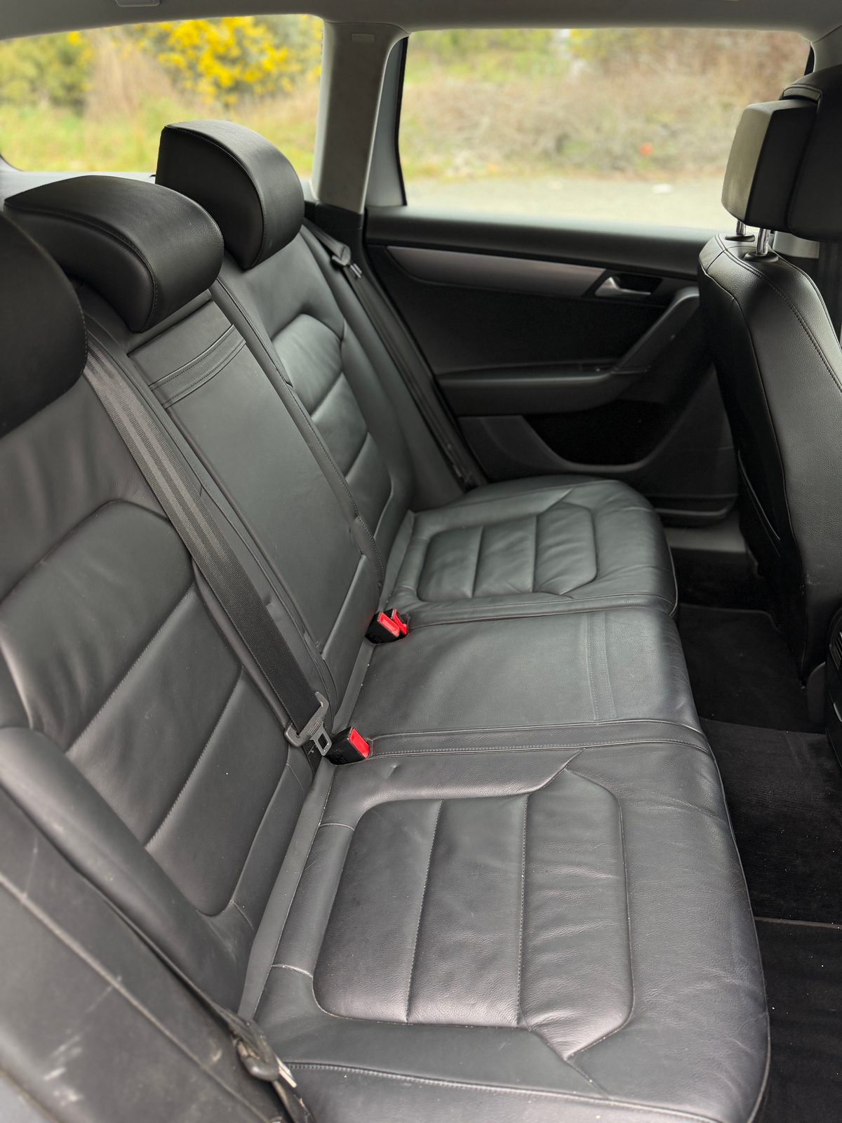 2011 Volkswagen Passat 118 TSI photo 6