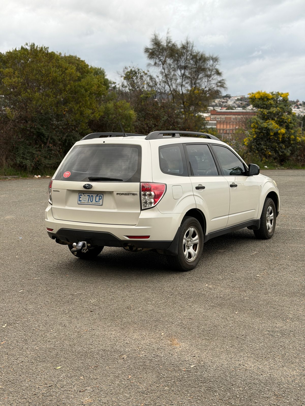 2011 Subaru Forester XS photo 2