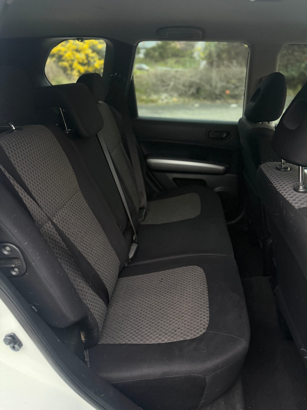 2010 Nissan X-Trail ST (4x4) photo 5