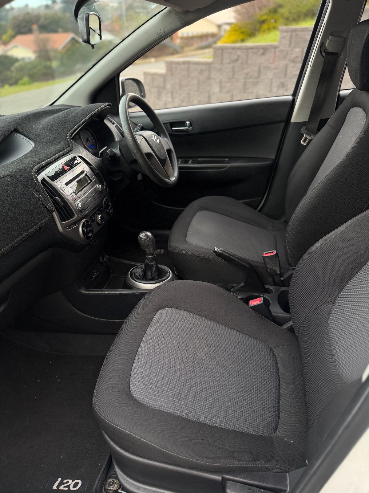2014 Hyundai i20 photo 6