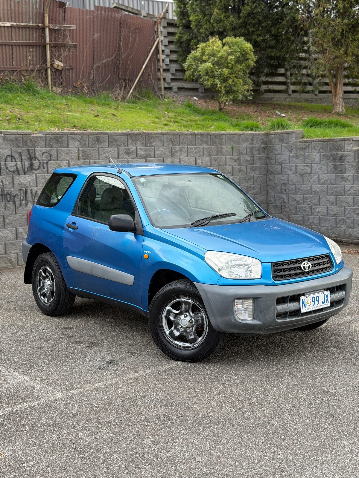 2001 Toyota RAV4 Edge (4x4) photo 2