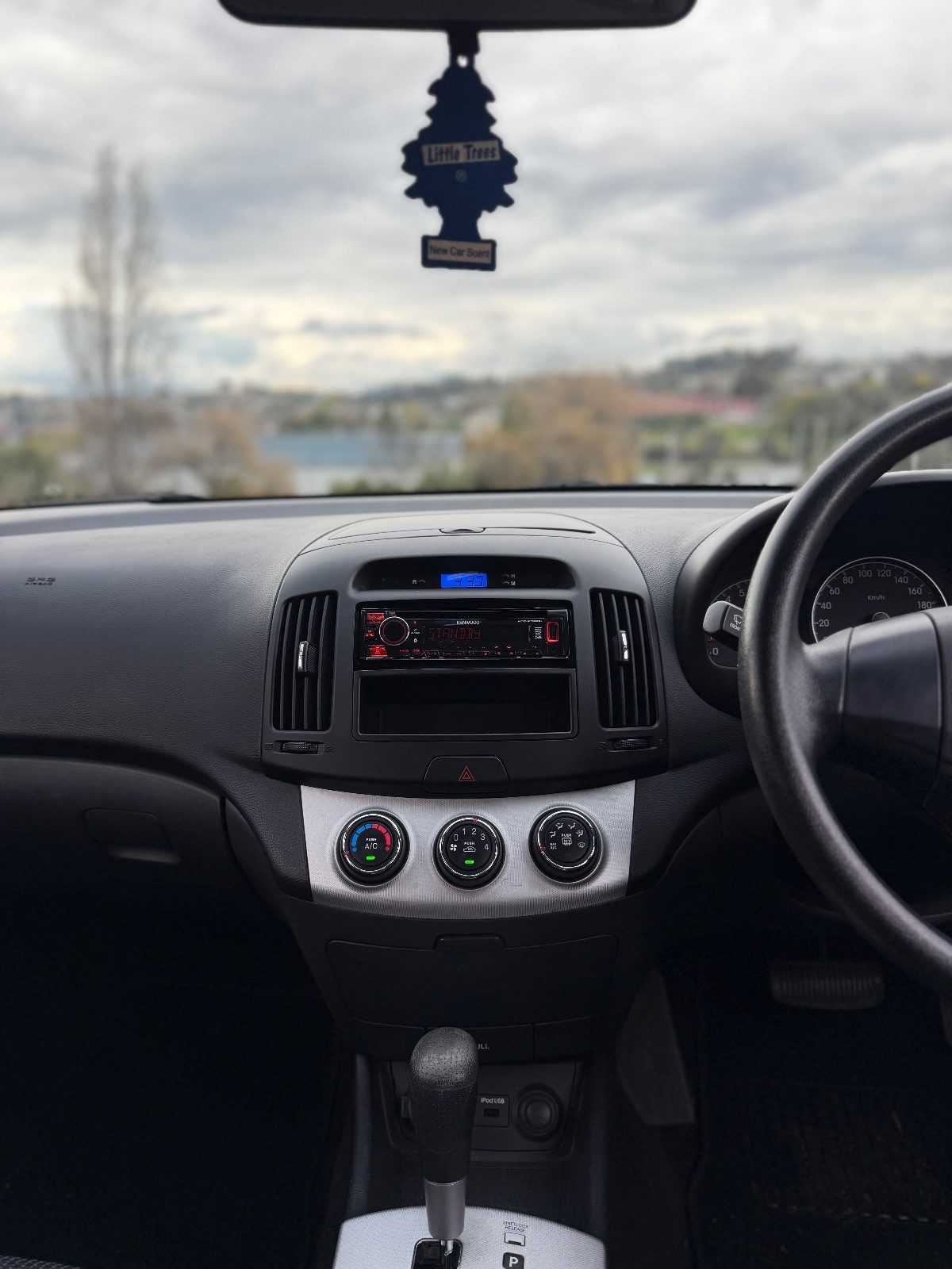 2009 Hyundai Elantra photo 8