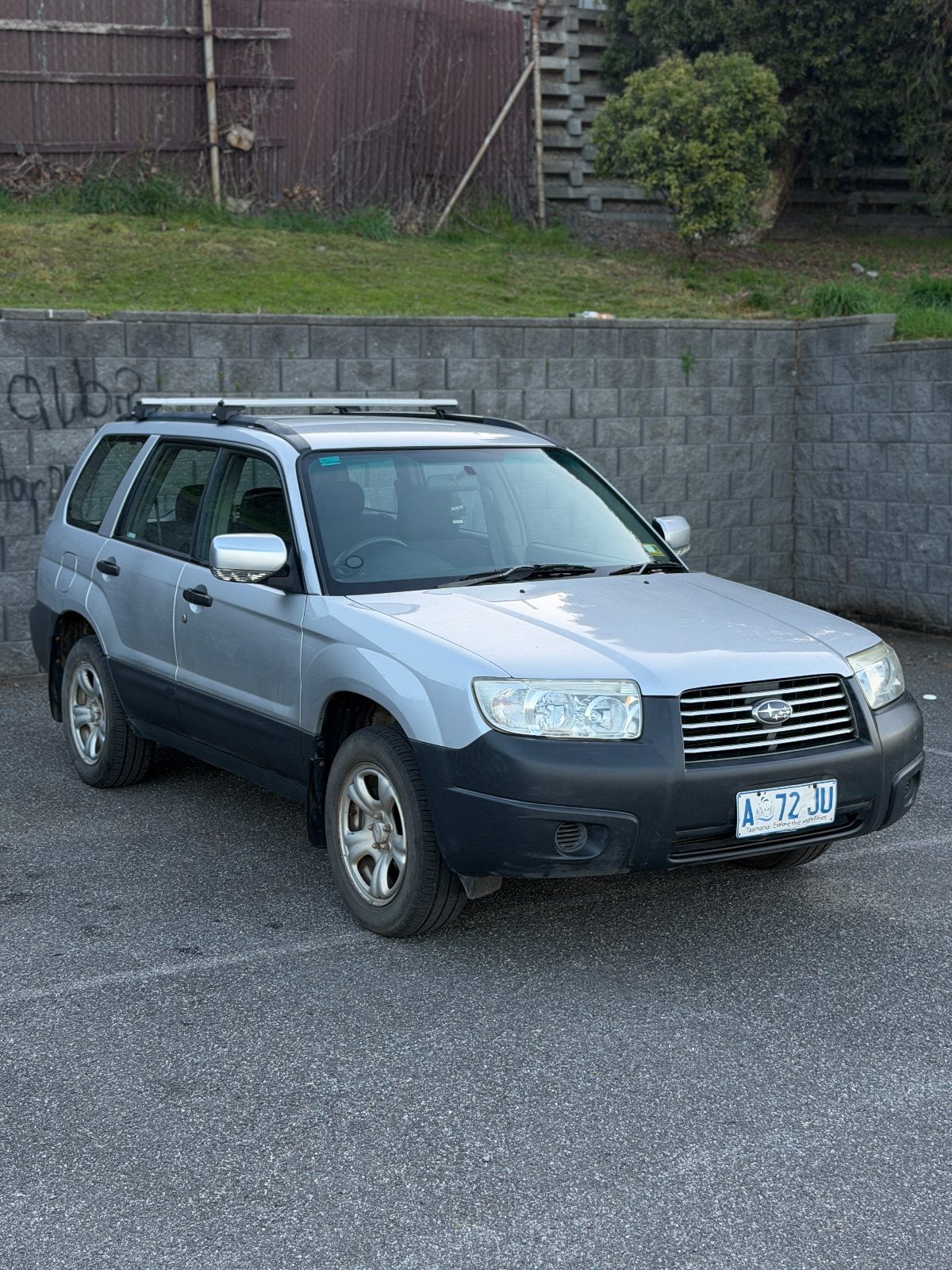 2007 Subaru Forester X photo 1