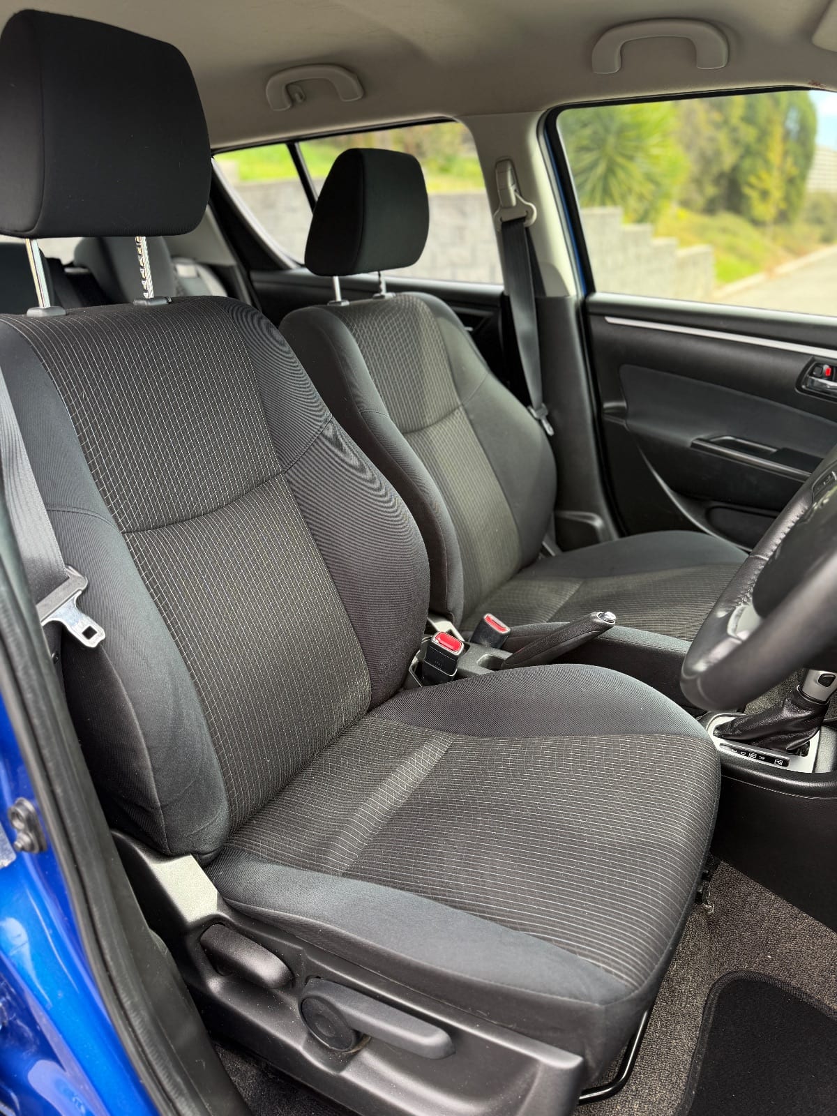 2014 Suzuki Swift GL photo 6