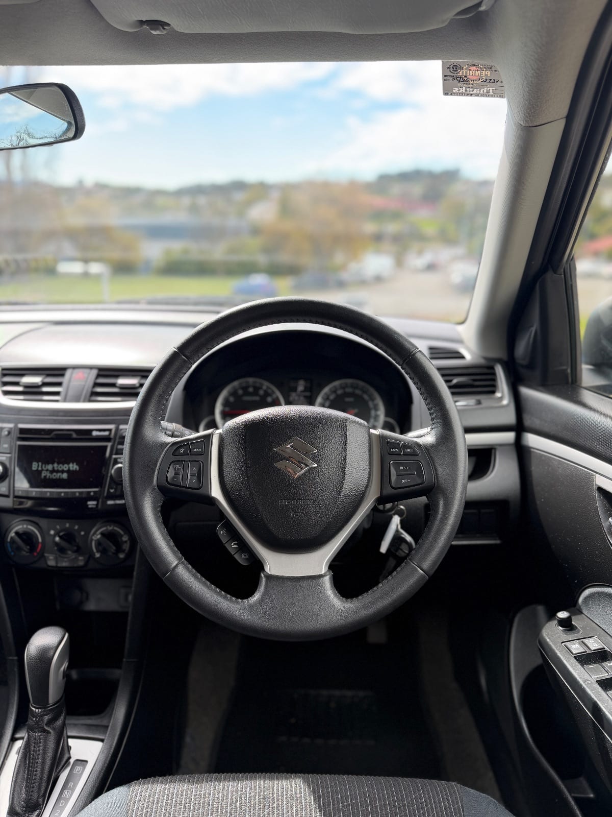 2014 Suzuki Swift GL photo 7