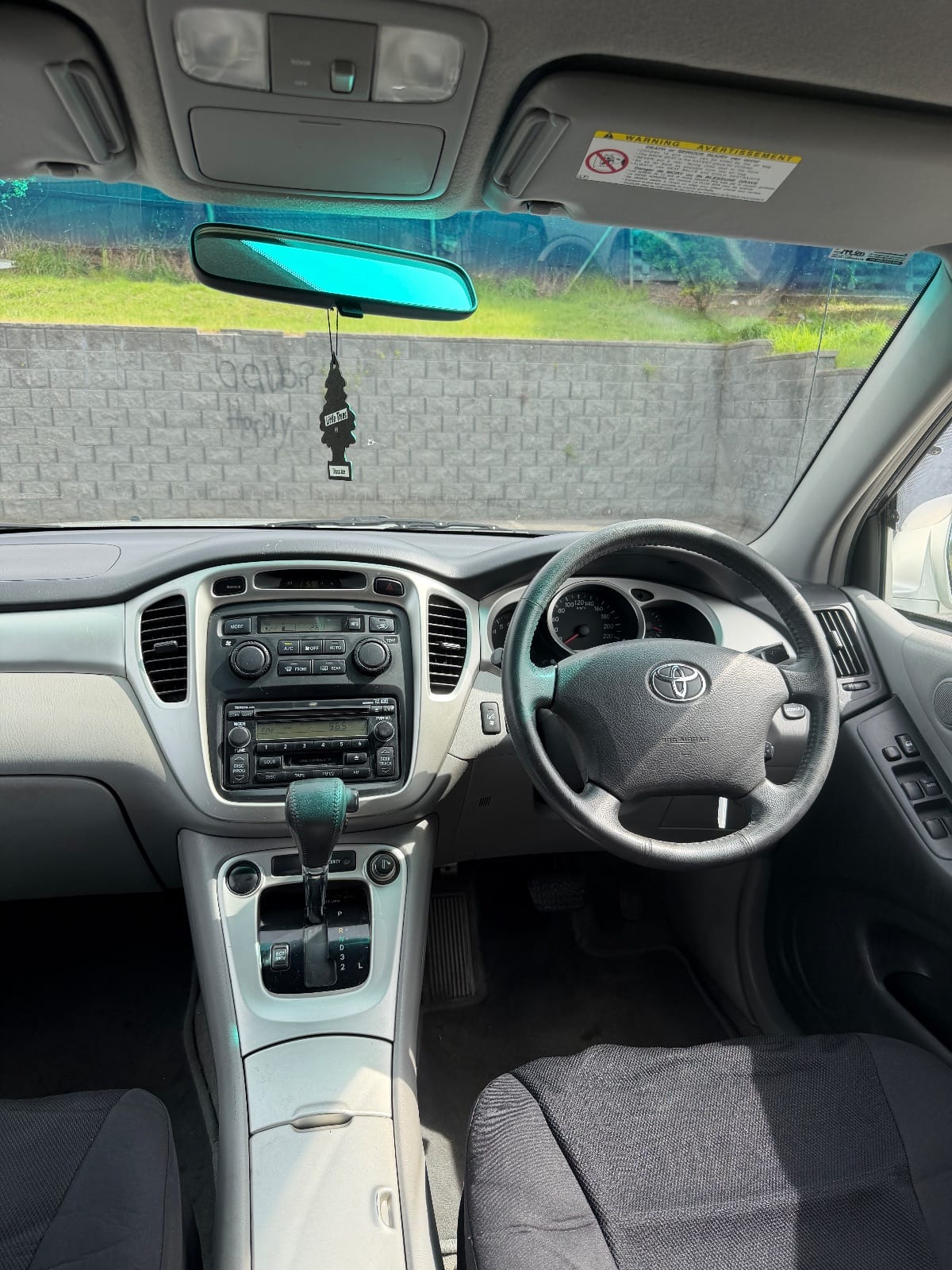 2004 Toyota Kluger CVX photo 9